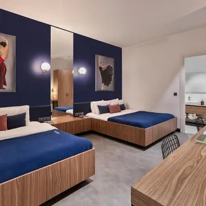 5* Hotel a capsule Kepler Club Sabiha Goekcen Airport - International Transit Area