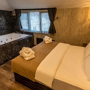 Golden Dream Hotell